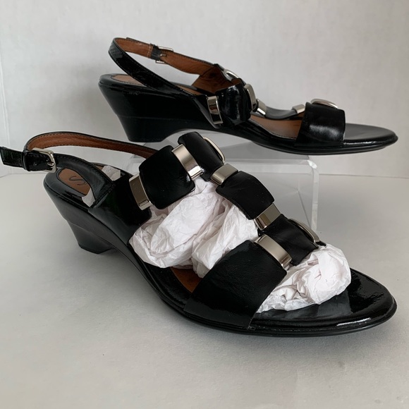 SOFFT Sandal Patent Leather CLEARANCE Low Heel Sling Back Black Silver Women 11N - Picture 1 of 16